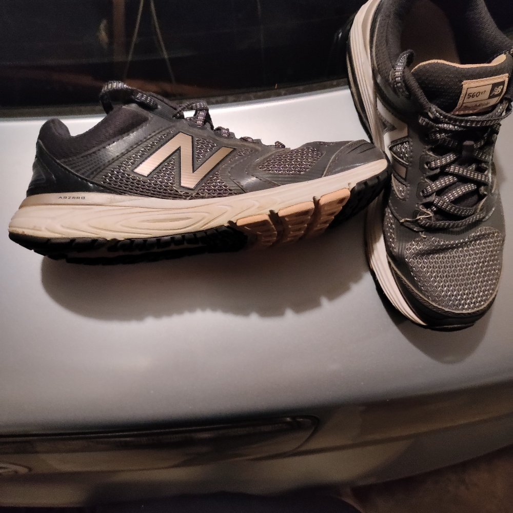 Shoes - Picture 2 of 2